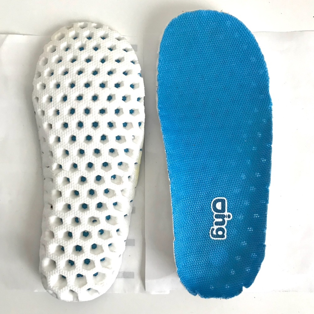 2/$29 bundle Kids Sneakers, Clogs, Mesh Shoes US 8.5 toddler - Picture 6 of 11